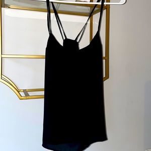 Great top for under a blazer or on its own! Banana republic size 6